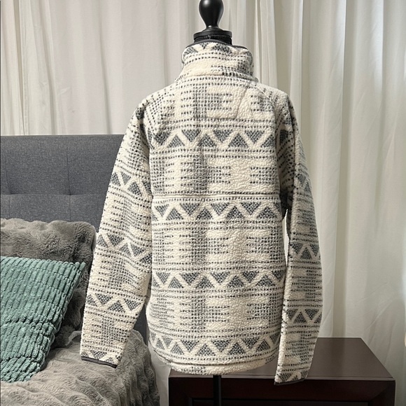 Carhartt Women’s Relaxed Fit fleece. Size L. - Picture 4 of 5